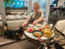 Cho chó ăn cùng đĩa trong nhà hàng cao cấp, thực khách Hong Kong gây phẫn nộ