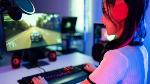 Game thủ qua đời, tài khoản và vật phẩm ảo có được thừa kế? Tòa Trung Quốc nói có nhưng các hãng game phương Tây thì không