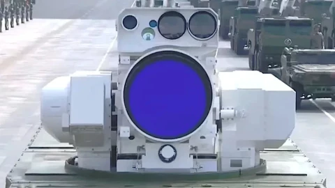 Vũ khí laser LY-1 mạnh tương đương 50 đập Tam Hiệp?