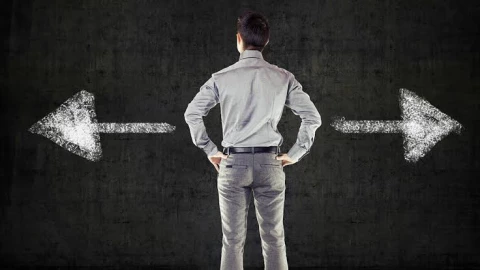 Các ông lớn AI đang tranh giành nhau để ghi lại những sai lầm của nhân loại