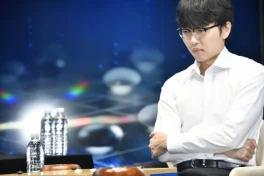 Kỳ thủ Shin Jin-seo: Đánh bại AI cờ vây là thử thách kiên nhẫn tột cùng