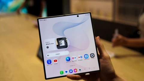 Cuối cùng Samsung cũng không thể đứng ngoài "cám dỗ" của pin Silicon-Carbon