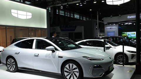 Hãng ô tô Trung Quốc vừa shopping 34% cổ phần nhà máy Ford Tây Ban Nha