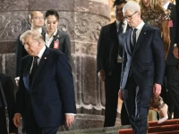 Ông Trump bị mắc kẹt: Sử dụng chip Trung Quốc thì rẻ, nhưng sẽ hủy hoại nước Mỹ