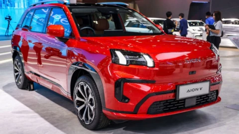 Cách hãng xe Trung Quốc giải quyết lỗi pin: Nâng cấp bảo hành 300.000 km, bồi thường tài xế