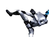 Robot hình người Trung Quốc khiến Nhật Bản kinh ngạc, thừa nhận khó thu hẹp khoảng cách