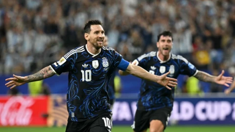 Không iPhone mạ vàng, năm nay Messi tặng gì cho đồng đội sau World Cup 2026?
