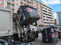 Bí mật đằng sau xe chở rác: Cỗ máy phức tạp giữ sạch thành phố