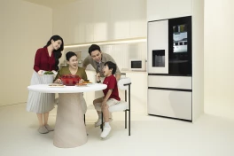 LG ra mắt tủ lạnh 60 triệu đồng ở Việt Nam: làm 3 loại đá, nhìn xuyên thấu, lắp âm tủ bếp vẫn mở thoải mái