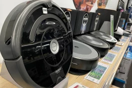 Mỹ cấm nhập khẩu cả robot hút bụi Trung Quốc