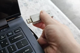 USB flash drive đã lỗi thời? Chắc là chưa đâu, thậm chí "sống khoẻ" là đằng khác!