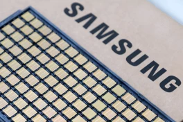 Tỷ lệ xuất xưởng HBM4 tăng từ 60% lên 80% chỉ sau 6 tháng: Samsung phả hơi nóng vào gáy SK Hynix