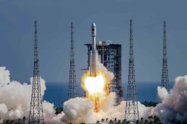 Tên lửa Trường Chinh 7A thất bại, Elon Musk gửi lời nhắn đặc biệt tới đối thủ Trung Quốc