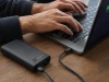 Cắm pin dự phòng sạc laptop: Tiện thật đấy, nhưng dùng sai cách thì coi chừng "xót ruột"!