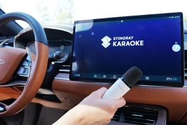 Hát karaoke, xem phim màn microLED ngay trên xe: Làn sóng tiện ích bùng nổ trên ô tô điện Trung Quốc
