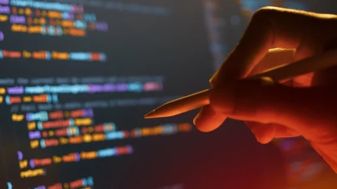 9 năm liền thống trị Stack Overflow: Điều gì biến Rust thành "con cưng" mới của giới lập trình?