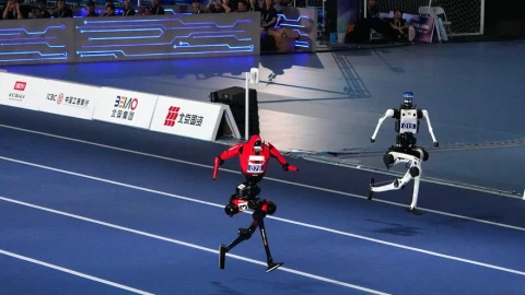 Robot hình người đã chạy nhanh hơn Usain Bolt. Giờ sao?