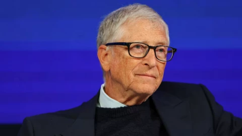 Bill Gates vừa đưa ra một cảnh báo khiến nhiều người phải suy nghĩ lại về tương lai của AI