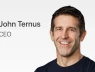 Tân CEO Apple John Ternus nhận thù lao "khủng", Tim Cook giảm lương