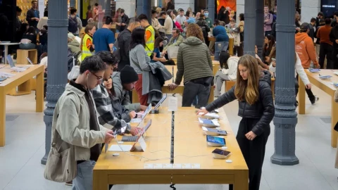 4 thách thức lớn nhất đang chờ tân CEO Apple đối mặt
