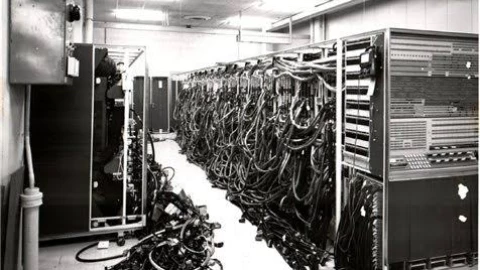 Siêu máy tính bí mật thời chiến tranh lạnh chỉ dành cho một công việc