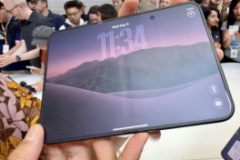 iPhone Duo đang vấp phải nhiều chỉ trích, thua xa điện thoại Trung Quốc về xử lý nếp gấp