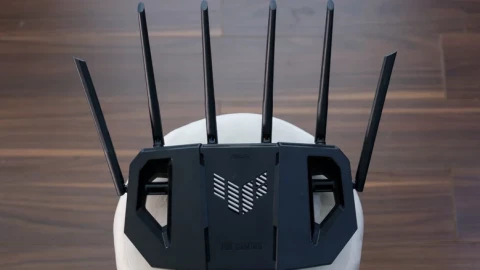 Router mạng ngày càng nhiều "râu": Có ích thật hay chiêu trò marketing?