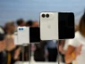 Hãy để những tín đồ Apple chi tiền trước