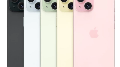 Một số màn hình iPhone 15 bị sọc xanh sau khi cập nhật iOS 18