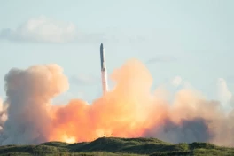 Starship chuẩn bị chở “hàng thật” lên vũ trụ, sau 13 lần bay thử