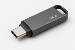 So sánh USB-C và USB-A trên ổ flash USB: Có phải cứ đầu cắm mới hơn là vượt trội hơn?