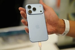 Không chỉ tăng giá bán, iPhone 18 Pro còn nâng chi phí thay pin