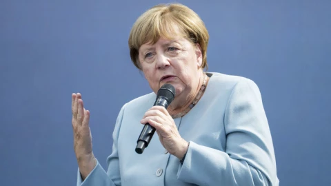 Bà Merkel chỉ trích Bill Gates: Ông ta dùng sự giàu có để gây áp lực lên các quốc gia khác, quyền lực trông giống như một nhà lãnh đạo