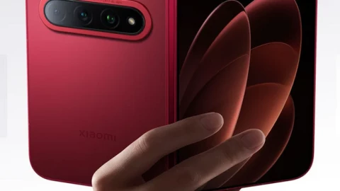 Giá thay bo mạch của điện thoại gập Xiaomi Fold gần bằng một chiếc iPhone mới