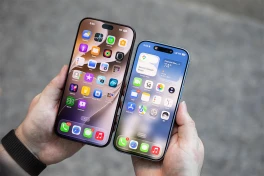 Phó chủ tịch Apple: dán màn hình iPhone là việc vô nghĩa, ngớ ngẩn và khiến tôi thấy khó chịu
