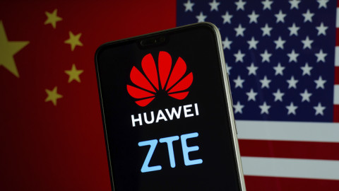 Chia tay có bao giờ là dễ: Nhà mạng Mỹ muốn loại bỏ thiết bị Huawei, ZTE nhưng... không có tiền thay