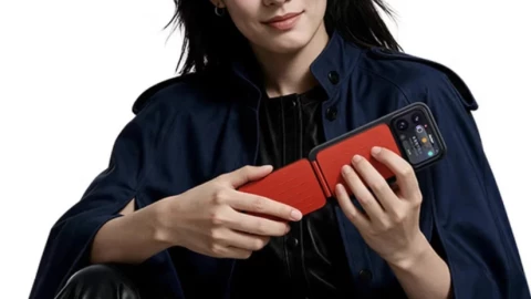 Xiaomi ra mắt phụ kiện mới cực hay, gắn vào lưng Xiaomi 18 Pro là bạn có ngay một chiếc guitar mini