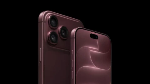 Dòng iPhone 18 Pro lại gặp thêm một vấn đề nữa, loa phát ra tiếng kêu lụp bụp và lách tách