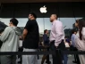 Đua nhau tăng giá tiền triệu, các hãng điện thoại Trung Quốc dâng luôn vị trí số 1 cho Apple
