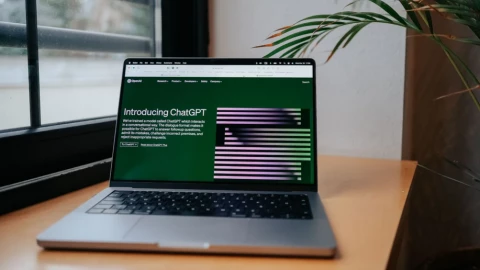 Ngay trên trang chính thức của OpenAI: Xuất hiện ChatGPT "pha-ke" lừa người dùng tự gõ lệnh rước mã độc về máy!