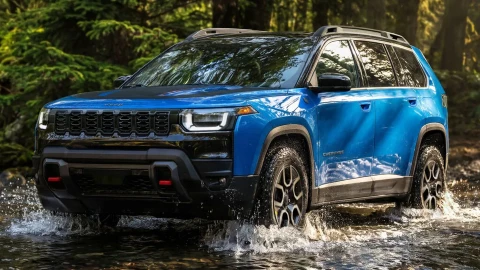 Jeep Cherokee Trailhawk 2027 ra mắt: Nâng cấp địa hình, giá từ 44.625 USD