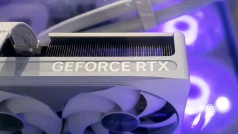 Tại sao card đồ hoạ Nvidia lại do nhiều hãng khác nhau sản xuất?