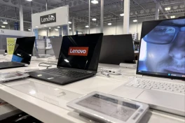 Linh kiện ngốn 68% chi phí chiếc laptop 900 USD: Các hãng tính đường quay lại sản xuất tại Trung Quốc