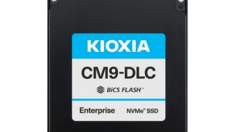 Kioxia ra mắt phiên bản DLC của ổ SSD CM9 dành cho doanh nghiệp, hỗ trợ tản nhiệt bằng chất lỏng