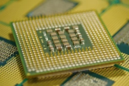Có bao nhiêu vàng thực sự nằm trên chân cắm CPU máy tính?