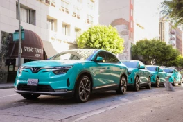 Green SM chính thức ra mắt dịch vụ taxi thuần điện tại Mỹ, toàn bộ dàn xe là Vinfast VF8
