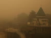 Indonesia đã sử dụng 1,6 tấn đá khô để làm trong bầu trời, mùa mưa đến muộn hơn thường lệ và họ chỉ có thể chờ mưa