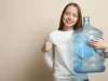 Bác sĩ chia sẻ một trào lưu uống nước có thể gây “ngộ độc nước”, hạ natri máu nguy hiểm