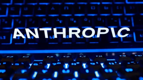 Anthropic lỗ ròng hơn 80 tỷ USD trong nửa đầu năm 2026