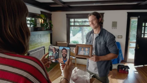 Camera FaceTime ẩn trên iPhone Duo cho chất lượng ảnh "tệ hại"